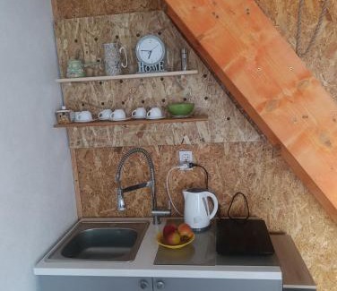 Herzegovina-Neretva Canton House | House Maclura Jablanica Lake