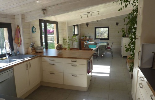 Venejan Villa | house between vineyards and garrigue