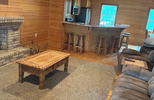 Jefferson House | House/Boat house on the river! Boat lift and boat ramp, sun deck, ice machine