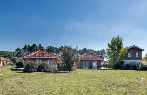 Parentis-en-Born Apartment | House by Lake Biscarrosse with Terrace