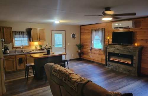 Laings House | House by the creek, in the middle of Wayne national forest