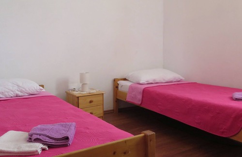 Zirje House | House Captain House (57561-K1) - Zirje - island Zirje