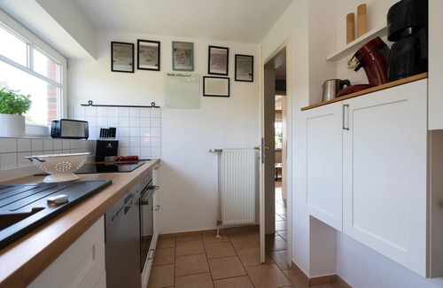 Rantum House | House close to the beach for 4 people with sauna, terrace, garden, parking space, WLAN.