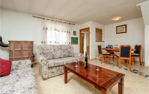 Mutvoran House | House Cokuni