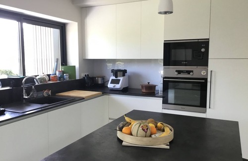 Damgan House | House Damgan