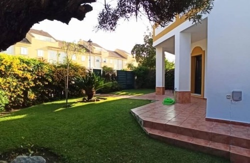 El Puerto de Santa Maria Cottage | House for 8 in Las redes, close to the beach