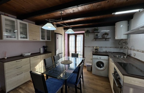 Llanes Apartment | House