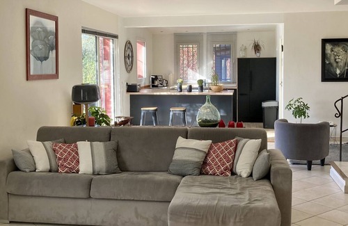 Vence House | house facing SOUTH between sea and mountains 5 minutes from the city center