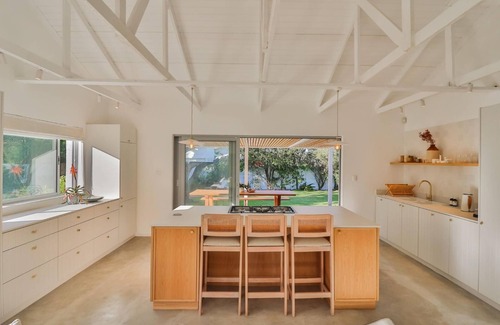 Onrus House | House Fál · Private gem with large garden