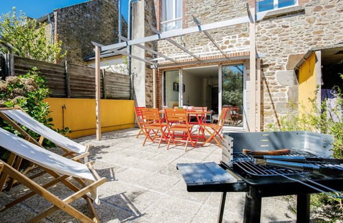 La Richardais House | House for 6 - garden, terrace - near Dinard