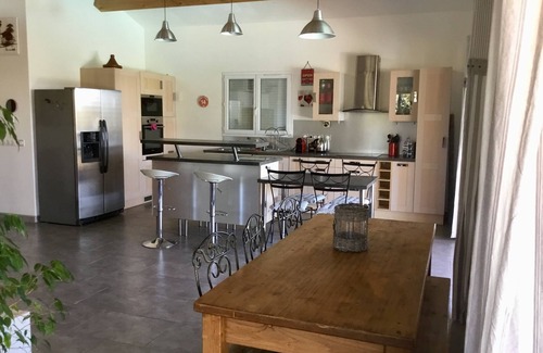 Florensac House | House for 6 people with swimming pool 15 minutes from the beach