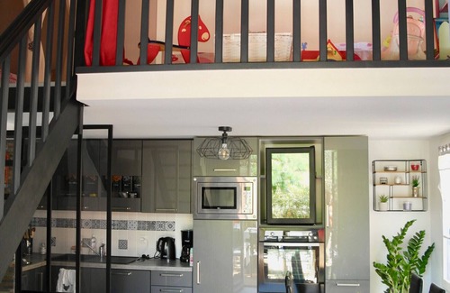 Saint-Hilaire-de-Riez Ski Chalet | House for 5, close to the beach, shared pool