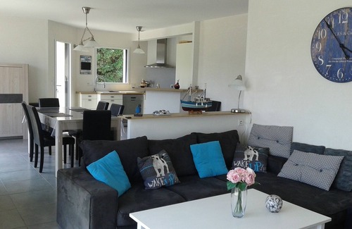 Kerlouan House | House for rent 150m from the sea