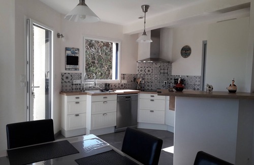 Kerlouan House | House for rent 150m from the sea