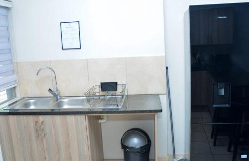 Emalahleni Hotel | House For Six Adults
