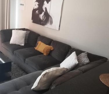Emalahleni Hotel | House For Six Adults