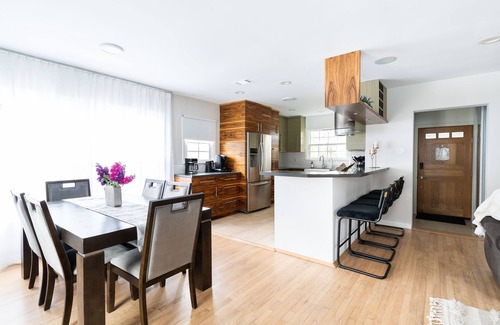 The Plaza House | House for travelers with children!