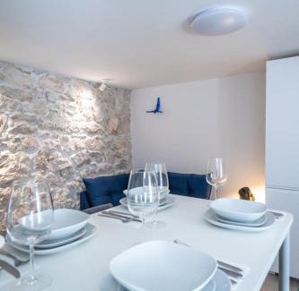 Stara Baska Villa | House Franulich