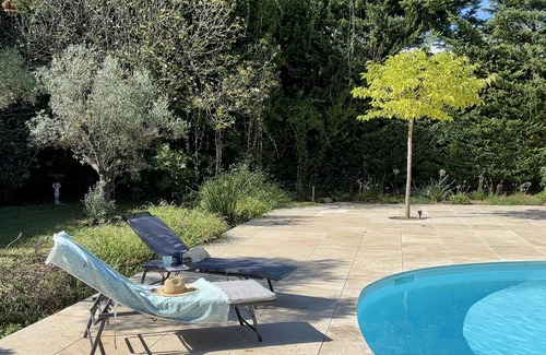 Paradou House | House-Garden view-Ensuite-Family