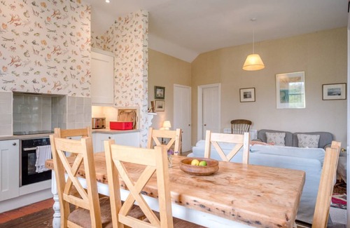 Leiston House | House ∙ 2 bedrooms ∙ 4 guests