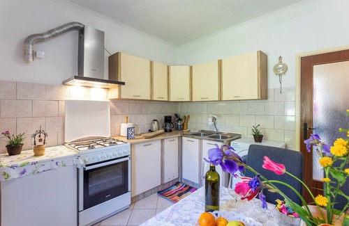 Vinez House | House Gioia Cristina (99391-K1) - Labin