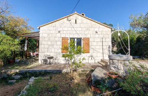 Krizna luka House | House Green oases in center (82921-K1) - Hvar - island Hvar