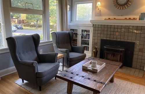 Mann House | House - home office, fireplace, fenced yard, walkable!