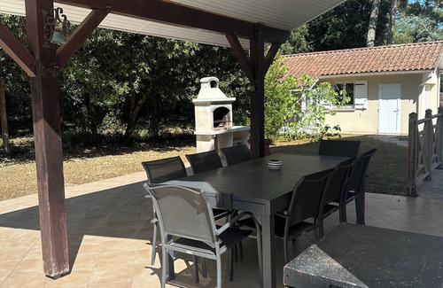 Soulac-sur-Mer House | House in a quiet residential area 12 minutes walk from the beach