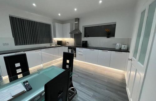 Bournemouth House | House in Bournemouth and Poole