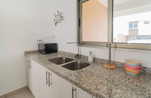 Zaragoza House | House in la libertad, a few minutes from surf city and shopping malls