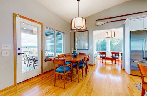 Langley House | House in Langley with sound & mountain views, firepit, & private hot tub