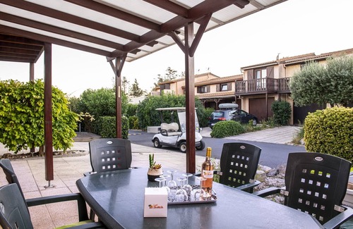 Portiragnes-Plage House | House in Les Tamaris Domain