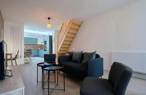 Bois Blancs House | House in Lille near Euratech private terrace.
