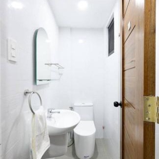 Valenzuela House | House in Makati, Poblacion