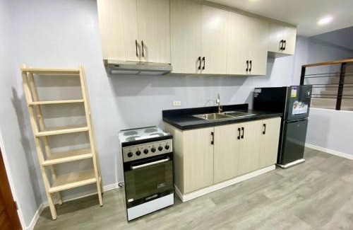 Valenzuela House | House in Makati, Poblacion