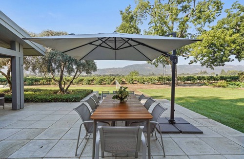 Napa Valley House | House in Oakville, CA with Lap Pool, Outdoor Entertaining Space & Tennis Court