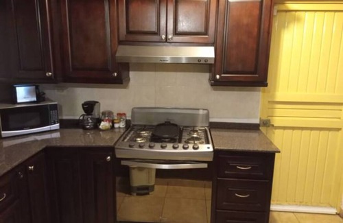 Monclova House | House in Private and with garage for 2 cars