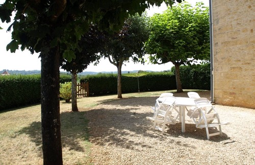 Proissans Cottage | House in Proissans: Comfort, Enclosed Courtyard, Near Sarlat