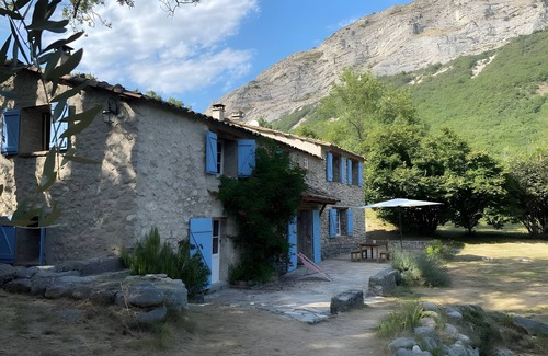 Entrepierres House | House in Provence in the Old Fuller's Mill