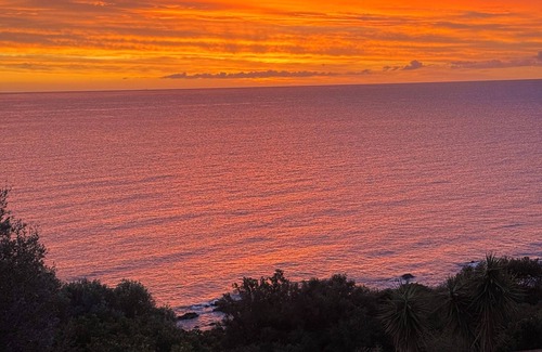 Tarcu House | House in secure residence with exceptional sea view
