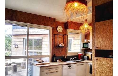 Maubuisson House | House in the pines between lake and ocean