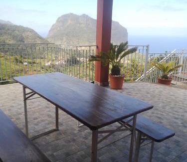 Porto da Cruz House | House in the montain Casa do Cabeço