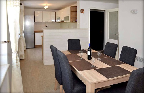 Zrnovo House | House "Korkyra Sunrise"