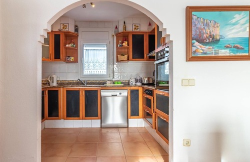 Sant Pere Pescador Ski Chalet | House Les Eiguades - private pool, garden, air conditioning, barbecue, wifi, parking.