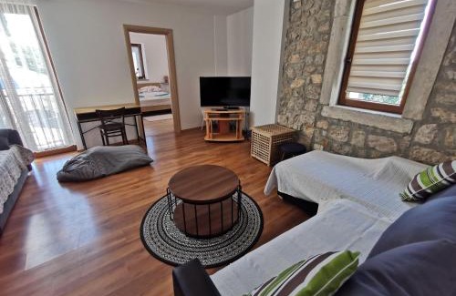 Selce Villa | House Mare