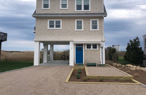 Matunuck House | House- Matunuck Beach Wakefield, RI 02879