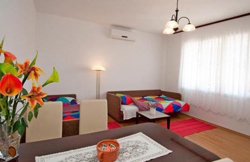 Obrs House | House Mirella