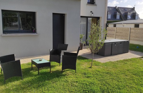 Saint-Meloir-des-Ondes House | House near saint malo and the beaches