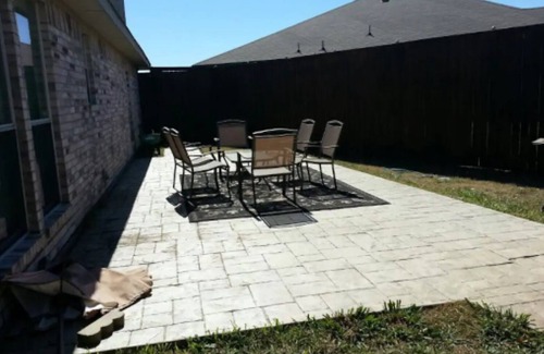 Dallas House | House near AT&T Stadium, Globe Life, 6Flags, more!