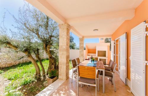 Sevid House | House Nikolina